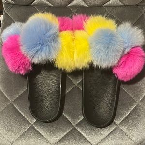 Faux fur slides